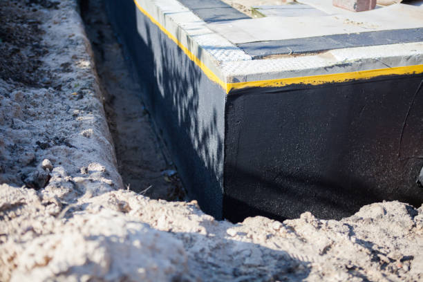 Professional Crawl Space Encapsulation technician working in Hicksville, NY